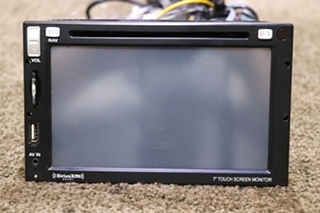 USED M4-LCD MAGNADYNE DISC PLAYER AM/FM/WB RADIO RV PARTS FOR SALE