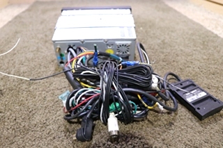 USED M4-LCD MAGNADYNE DISC PLAYER AM/FM/WB RADIO RV PARTS FOR SALE