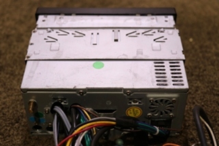 USED M4-LCD MAGNADYNE DISC PLAYER AM/FM/WB RADIO RV PARTS FOR SALE