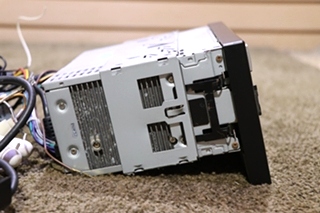 USED M4-LCD MAGNADYNE DISC PLAYER AM/FM/WB RADIO RV PARTS FOR SALE