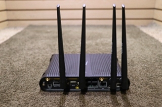 USED CRADLEPOINT IBR1700-600M MOBILE WIRELESS ROUTER MOTORHOME PARTS FOR SALE