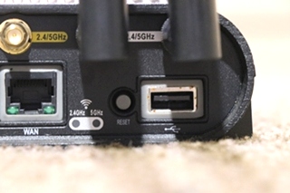 USED CRADLEPOINT IBR1700-600M MOBILE WIRELESS ROUTER MOTORHOME PARTS FOR SALE
