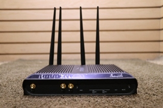 USED CRADLEPOINT IBR1700-600M MOBILE WIRELESS ROUTER MOTORHOME PARTS FOR SALE
